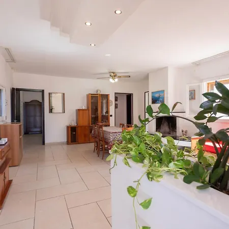 Antonella Intera Holiday home