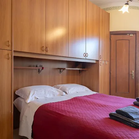 Holiday home Antonella Intera